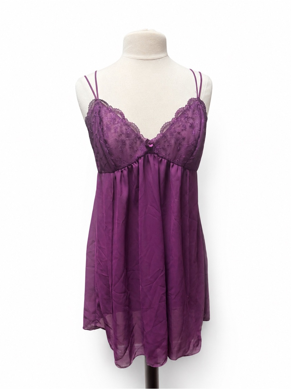 Purple Lace blossom intimates L